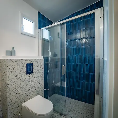 #402 Heart Of Vieil - Place Nationale-high-end Newly Renovated & Furnished *