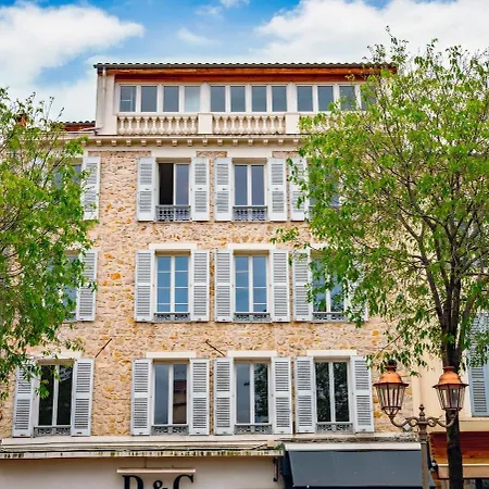 #402 Heart Of Vieil - Place Nationale-high-end Newly Renovated & Furnished