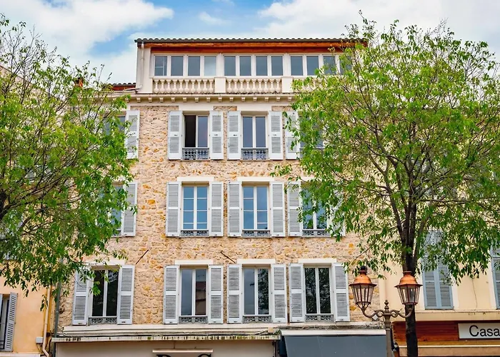 #402 Heart Of Vieil - Place Nationale-high-end Newly Renovated & Furnished